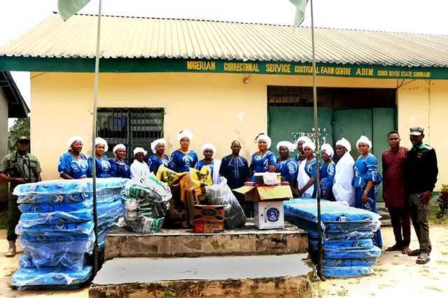 NOWA Eastern Zonal Coordinator, Mrs Habiba Dewu, other NOWA members and officials of Nigerian Correctional Service, Cross River during their visit as part of NOWA end of the year programme